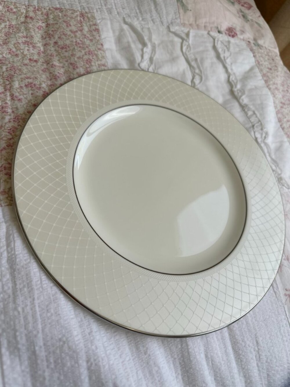 Lenox Venetian lace dinner plates (set of 2)